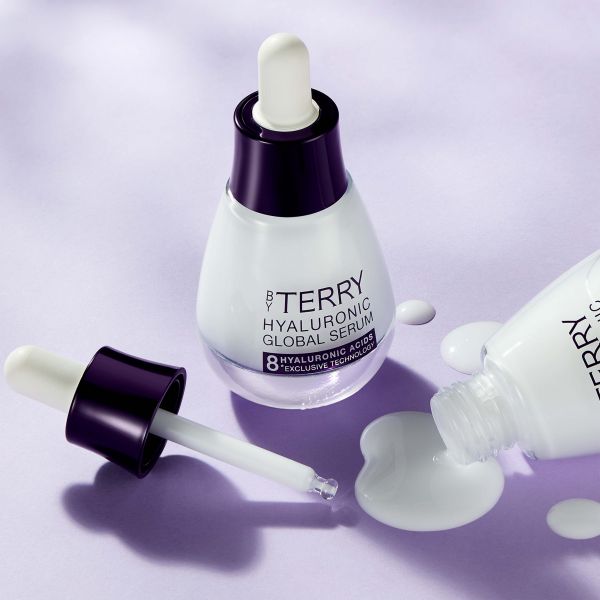 BY TERRY Hyaluronic Global Serum - www.Hudonline.no 